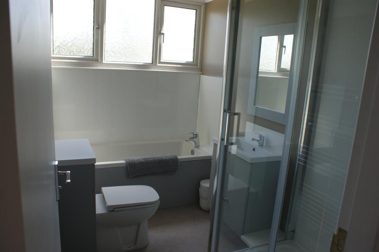 Spacious 4 Bed Family Cottage In Parkland Setting Йорк Екстериор снимка